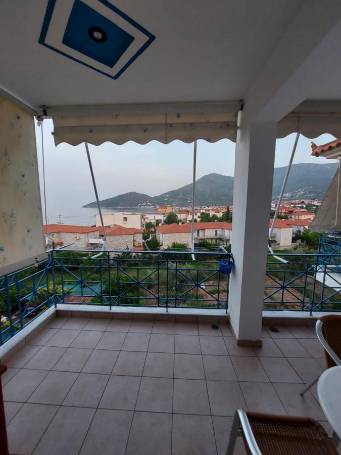 Matina Apartments Tyros Extérieur photo