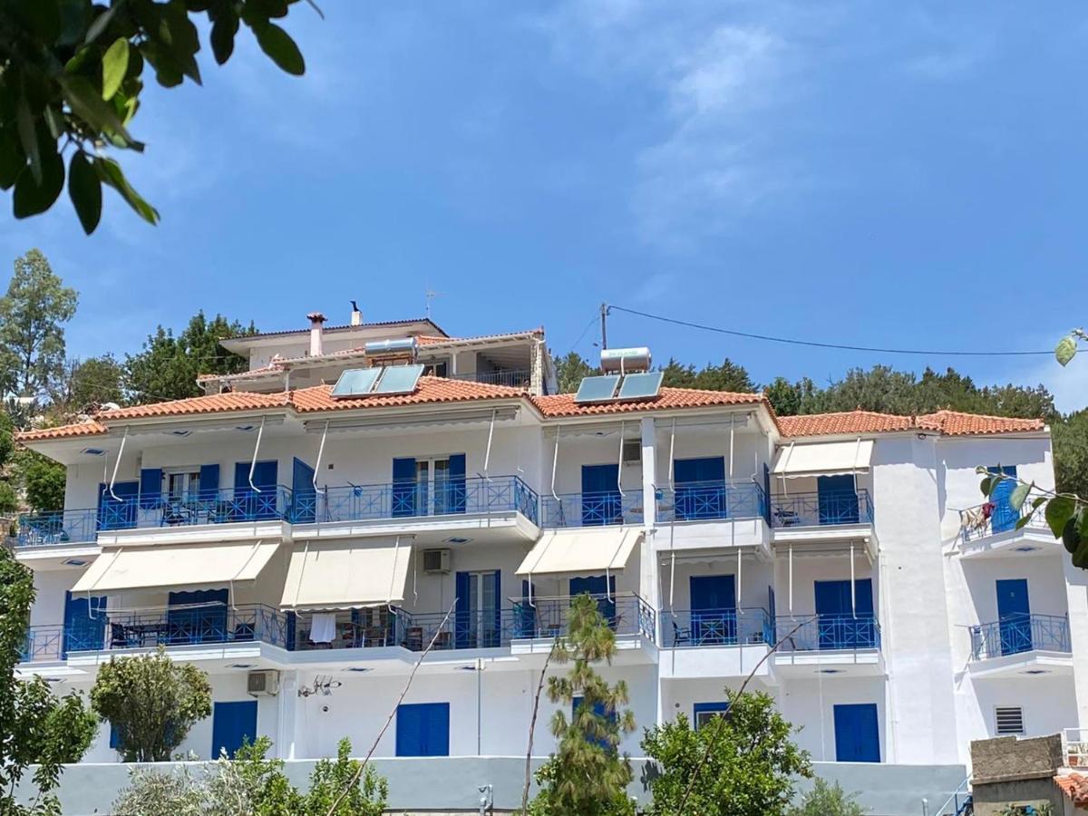 Matina Apartments Tyros Extérieur photo