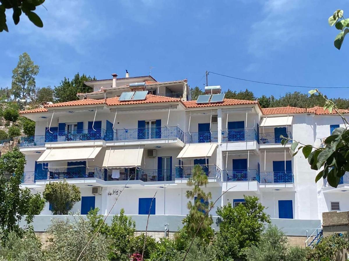 Matina Apartments Tyros Extérieur photo