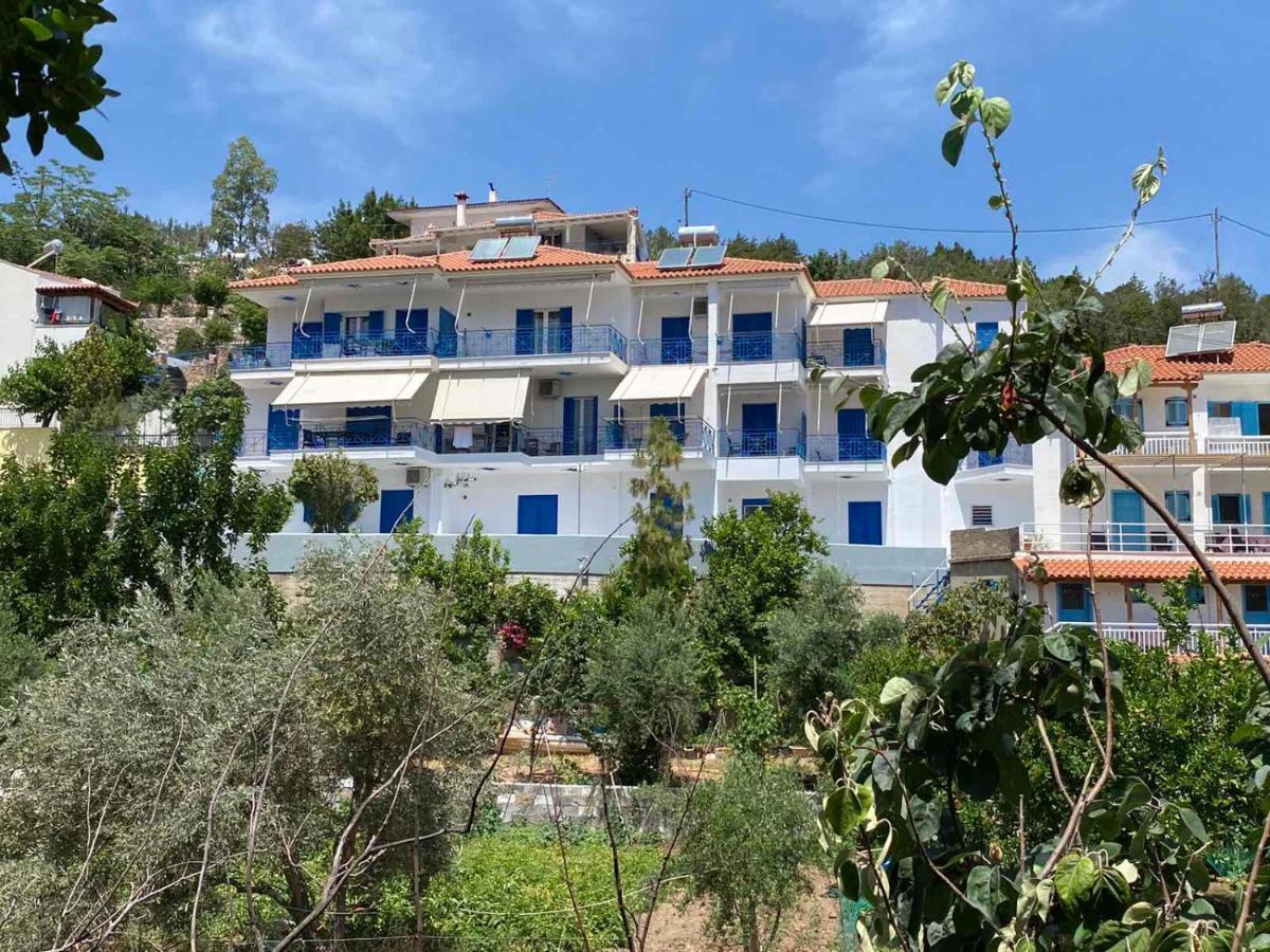 Matina Apartments Tyros Extérieur photo