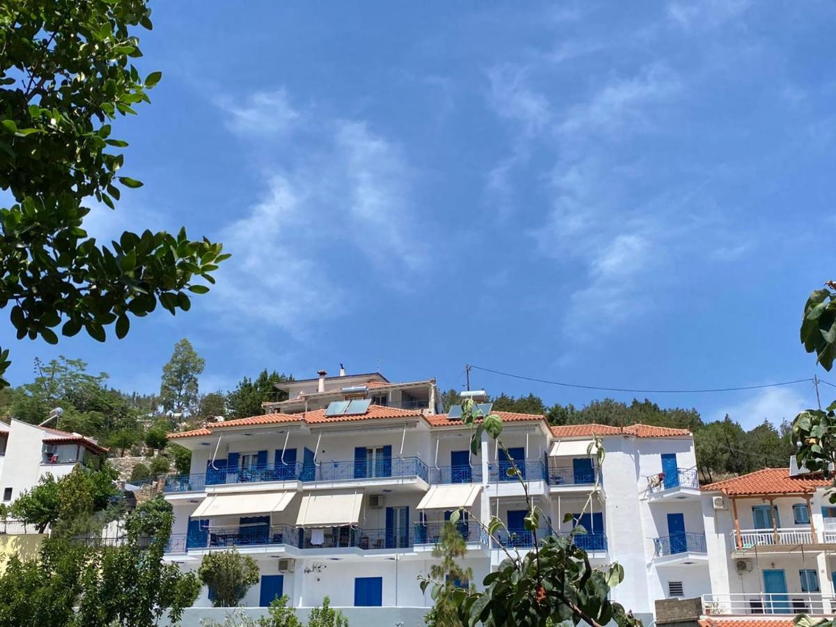 Matina Apartments Tyros Extérieur photo