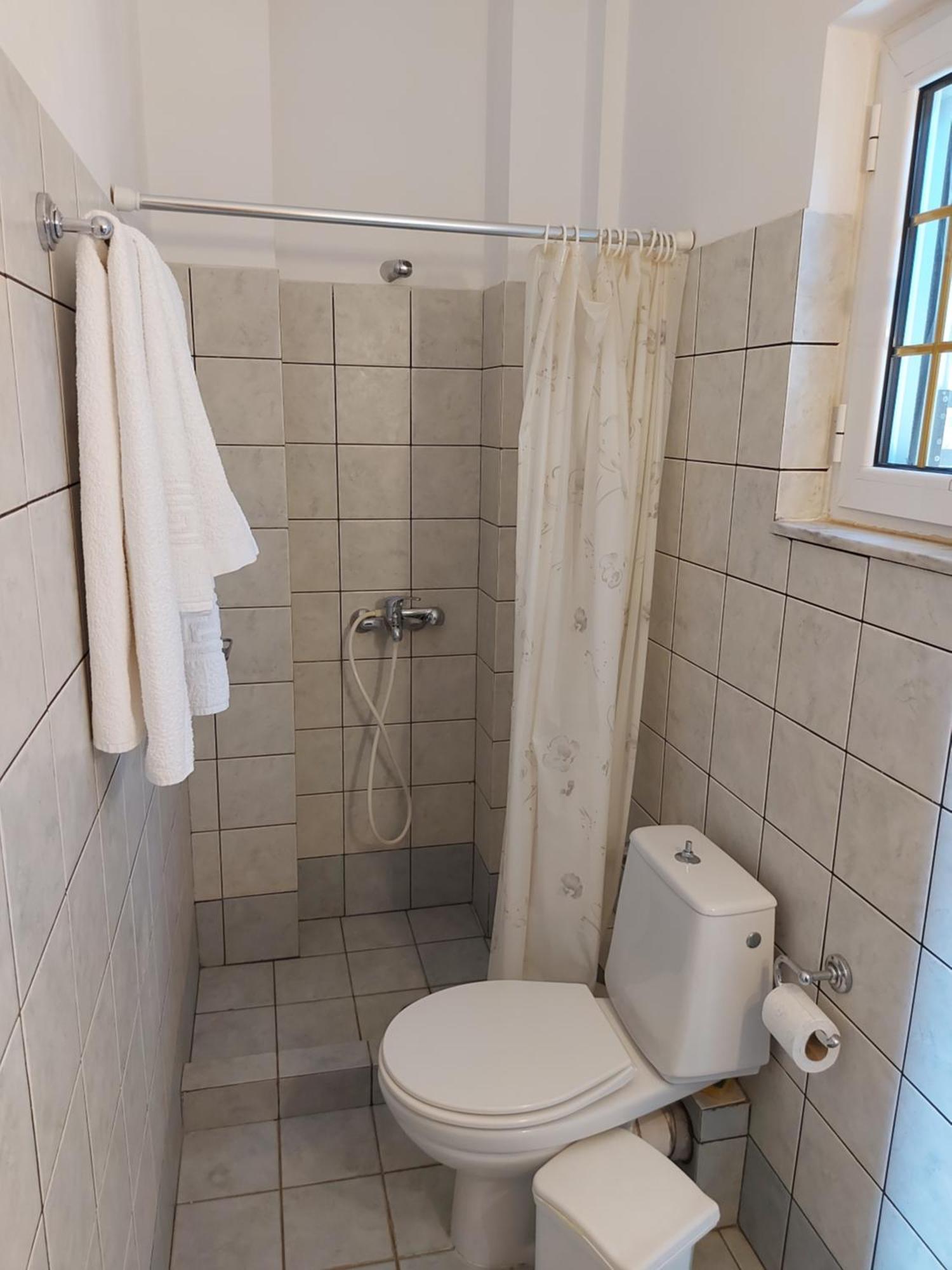 Matina Apartments Tyros Chambre photo